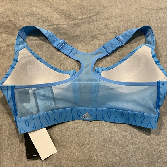 Ivy Park Adidas Light Blue Sports Bra Medium NWT - Picture 3 of 4